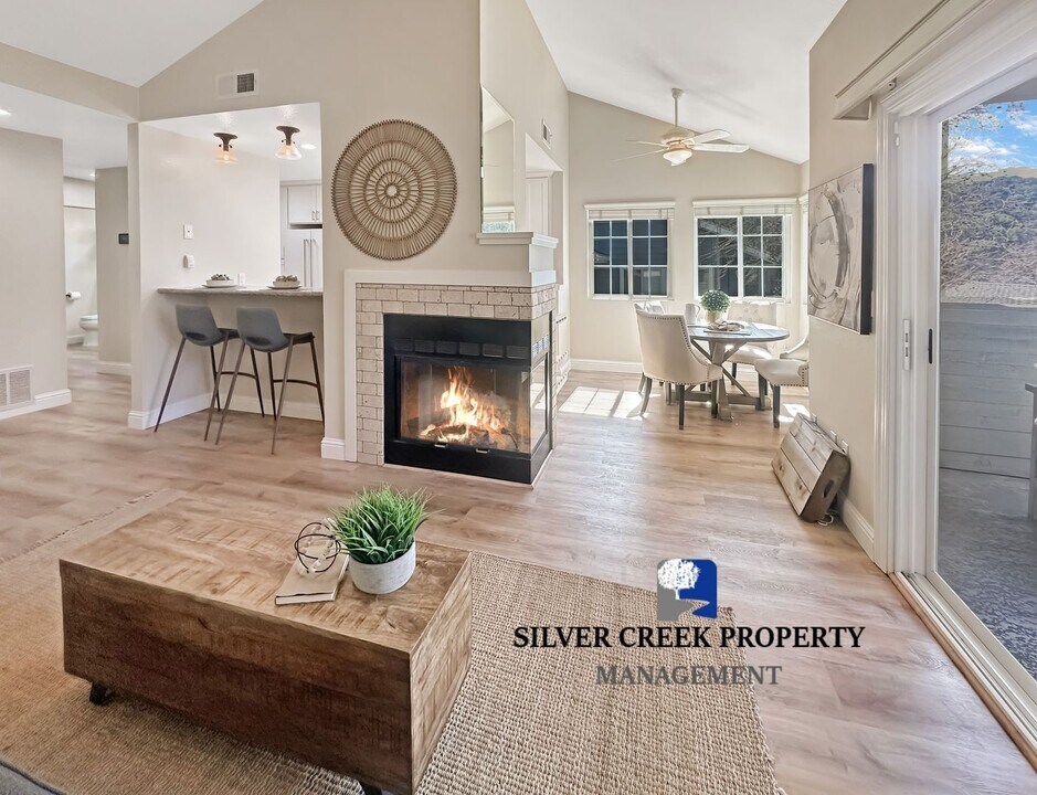 7595 Canyon Meadows Cir in Pleasanton, CA - Building Photo