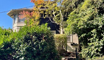 1921 Franklin Pl E in Seattle, WA - Building Photo