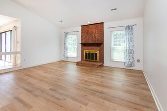 8507 Kirehenbaum in Charlotte, NC - Building Photo - Building Photo