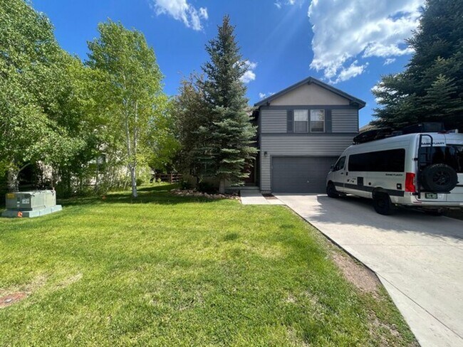 5828 Sagebrook Dr in Park City, UT - Building Photo - Building Photo