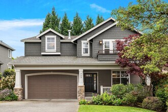 325 6th Ave S in Kirkland, WA - Building Photo - Building Photo