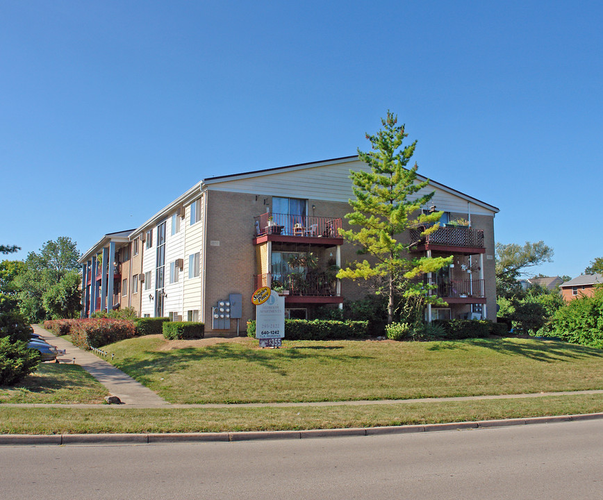 1350 Devon Ave in Dayton, OH - Building Photo