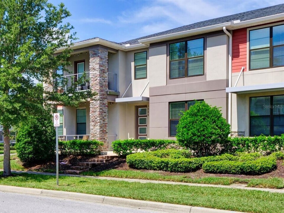 2566 Amati Dr in Kissimmee, FL - Building Photo