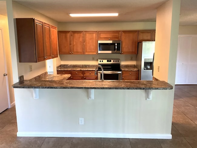 4004 W Sailboat Dr in Hollywood, FL - Building Photo - Building Photo