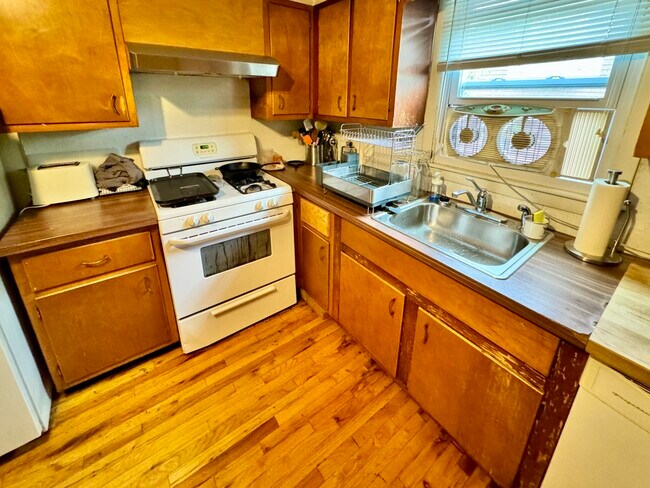 64 Ridgemont St, Unit 1 in Boston, MA - Building Photo - Building Photo