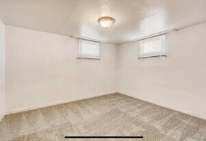 3139 S Emerson St in Englewood, CO - Building Photo