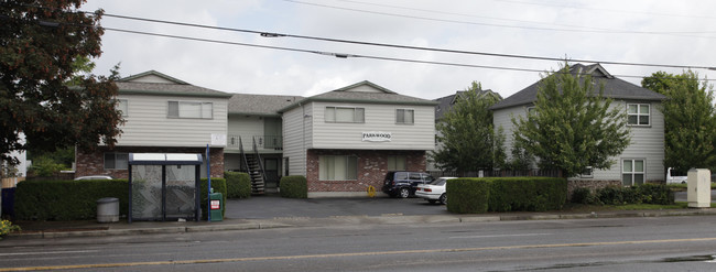 Parkwood Apartments in Portland, OR - Building Photo - Building Photo