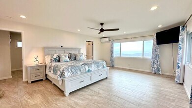 1034 Kaumoku St in Honolulu, HI - Building Photo - Building Photo