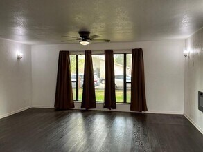 2315 Jimmydee Dr in Irving, TX - Building Photo - Building Photo