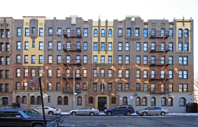 Westbury Flats in Brooklyn, NY - Foto de edificio - Building Photo