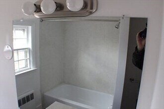 25-27-27 Ferris Ave in East Providence, RI - Building Photo - Building Photo