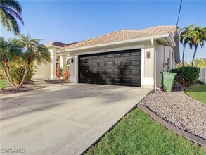 4622 SW 20th Ave in Cape Coral, FL - Building Photo - Building Photo