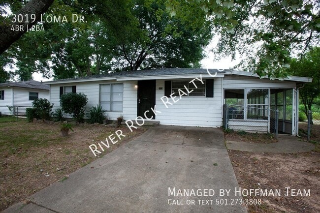 property at 3019 Loma Dr