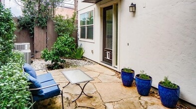 1108 Peveto St in Houston, TX - Building Photo - Building Photo