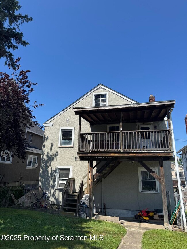 1715 Pittston Ave in Scranton, PA - Building Photo - Building Photo