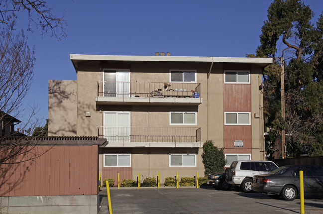 1815 28th Ave in Oakland, CA - Foto de edificio - Building Photo