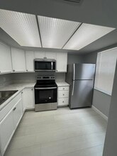 622 S 11th St in Fort Pierce, FL - Building Photo - Building Photo