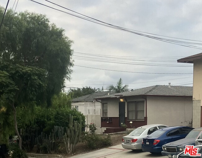 property at 407 N Exton Ave