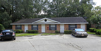 Camellia Knoll in Tallahassee, FL - Foto de edificio - Building Photo