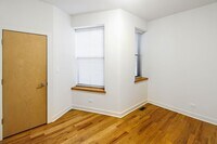 122 E 57th St photo'