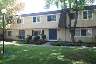 7102 Indian Wells Ct in San Jose, CA - Building Photo