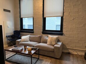 20 N State St in Chicago, IL - Building Photo - Building Photo