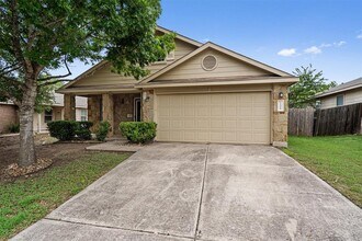 1106 Canada Wild Dr in Buda, TX - Building Photo - Building Photo