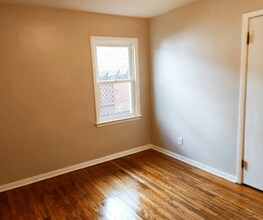 10401 Plymouth Ave in Garfield Heights, OH - Building Photo - Building Photo