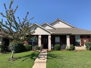 1325 Greensboro Dr in Wylie, TX - Building Photo - Building Photo
