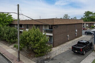 1330 Highway 71 in Belmar, NJ - Building Photo - Building Photo