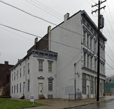 1801-1807 Central Ave in Cincinnati, OH - Building Photo - Building Photo