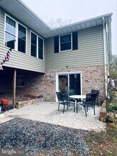 2043 Sue Ave in Essex, MD - Foto de edificio - Building Photo