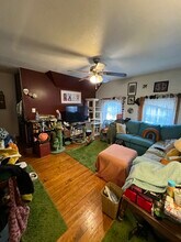 39 Farquhar St, Unit 3 in Boston, MA - Foto de edificio - Building Photo