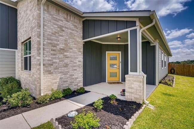 13401 Baileyfield Dr in Pflugerville, TX - Building Photo - Building Photo