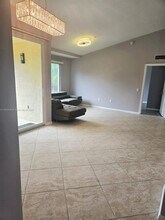 218 Villa Cir in Boynton Beach, FL - Building Photo - Building Photo