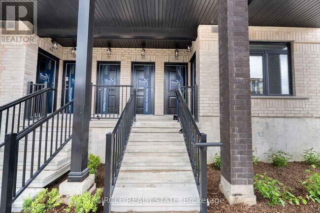 53 Thatcher Dr in Guelph, ON - Building Photo - Building Photo