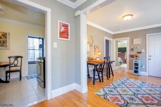 142 Forest St in Montclair, NJ - Building Photo - Building Photo