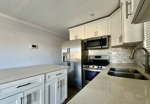 4315 Kenwood Ave in Los Angeles, CA - Building Photo