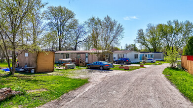 430 Crotty St in Seneca, IL - Building Photo - Building Photo