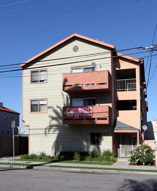 2245 E 6th St in Long Beach, CA - Foto de edificio - Building Photo