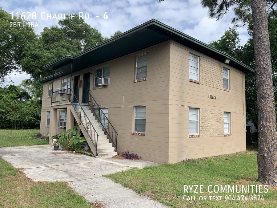 11628 Charlie Rd in Jacksonville, FL - Building Photo