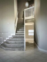 9815 NW 32nd St in Doral, FL - Building Photo - Building Photo