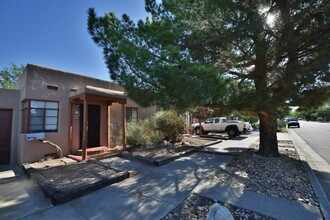 701 14th St NW in Albuquerque, NM - Building Photo - Building Photo