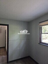 9732 Vickie Pl in St. Louis, MO - Building Photo - Building Photo