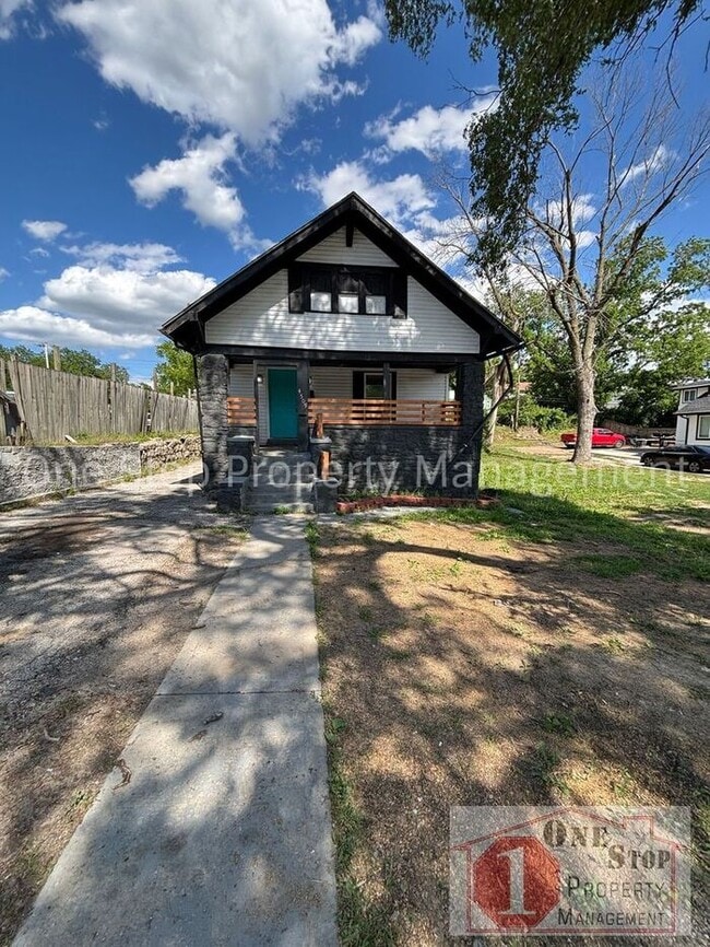 property at 4509 Prospect Ave