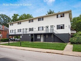 1985 Summit St in Columbus, OH - Building Photo