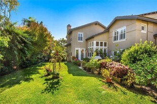 36 Cameray Heights in Laguna Niguel, CA - Building Photo