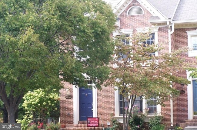 property at 3912 Maximilian Ct