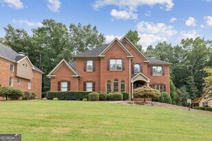 5170 Deerlake Dr in Alpharetta, GA - Building Photo