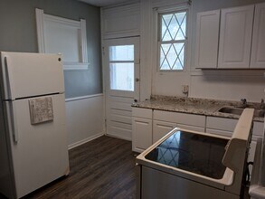 336 4th St, Unit Lower in Toledo, OH - Foto de edificio - Building Photo